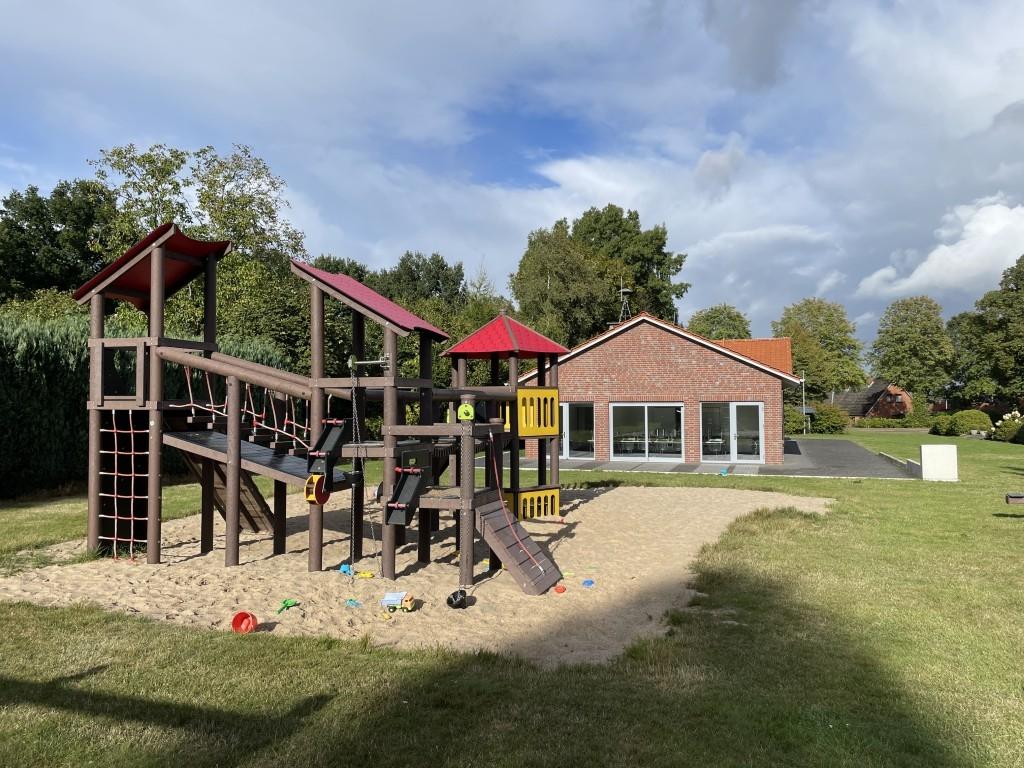 2022-09-18Dorfzentrum-Rhadereistedt-Mittel